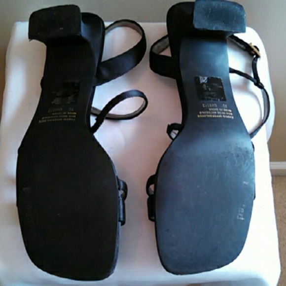 Kenneth Cole Reaction Black Sandals - Picture 4 of 4
